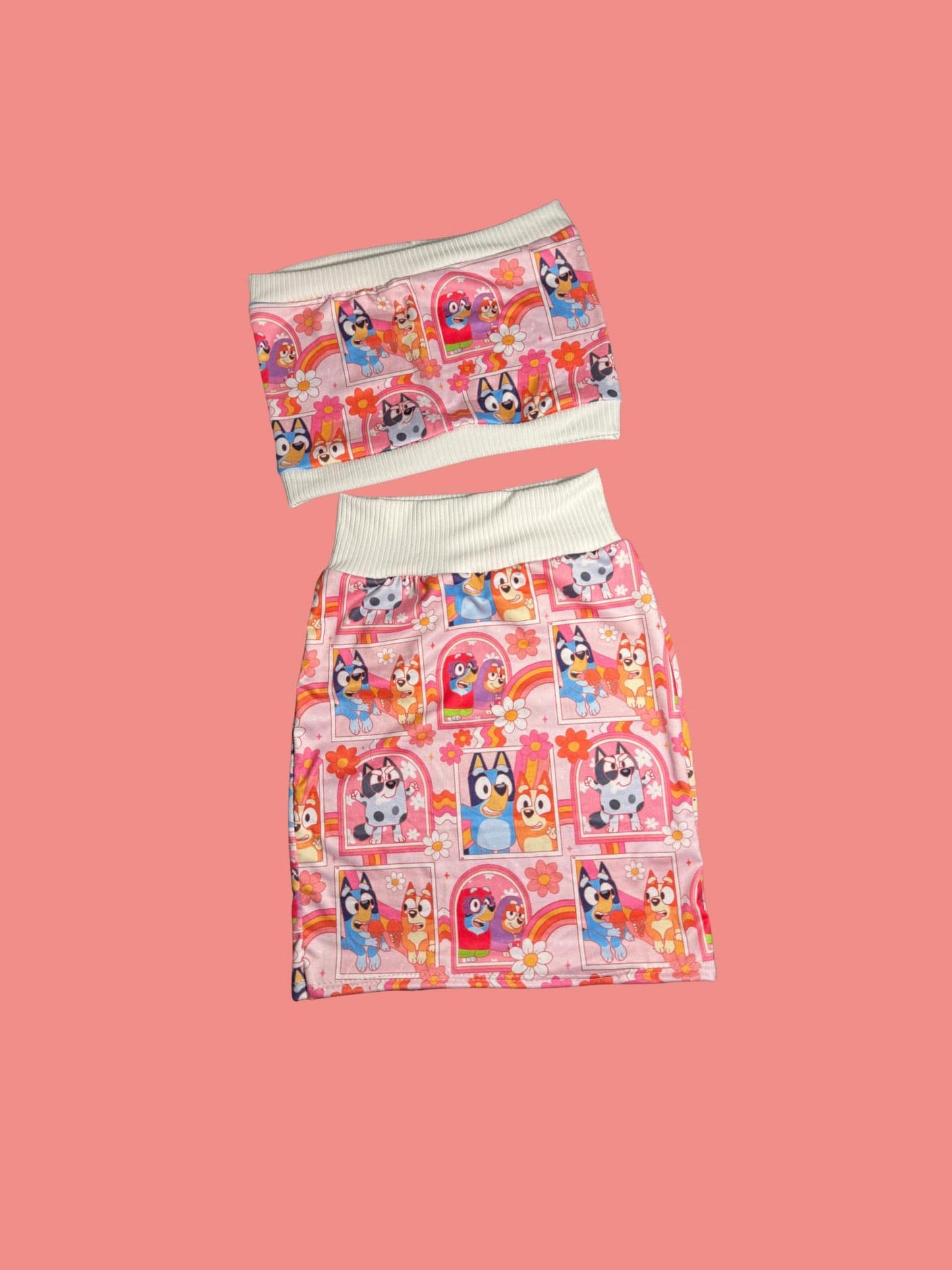 Fitted mini skirt